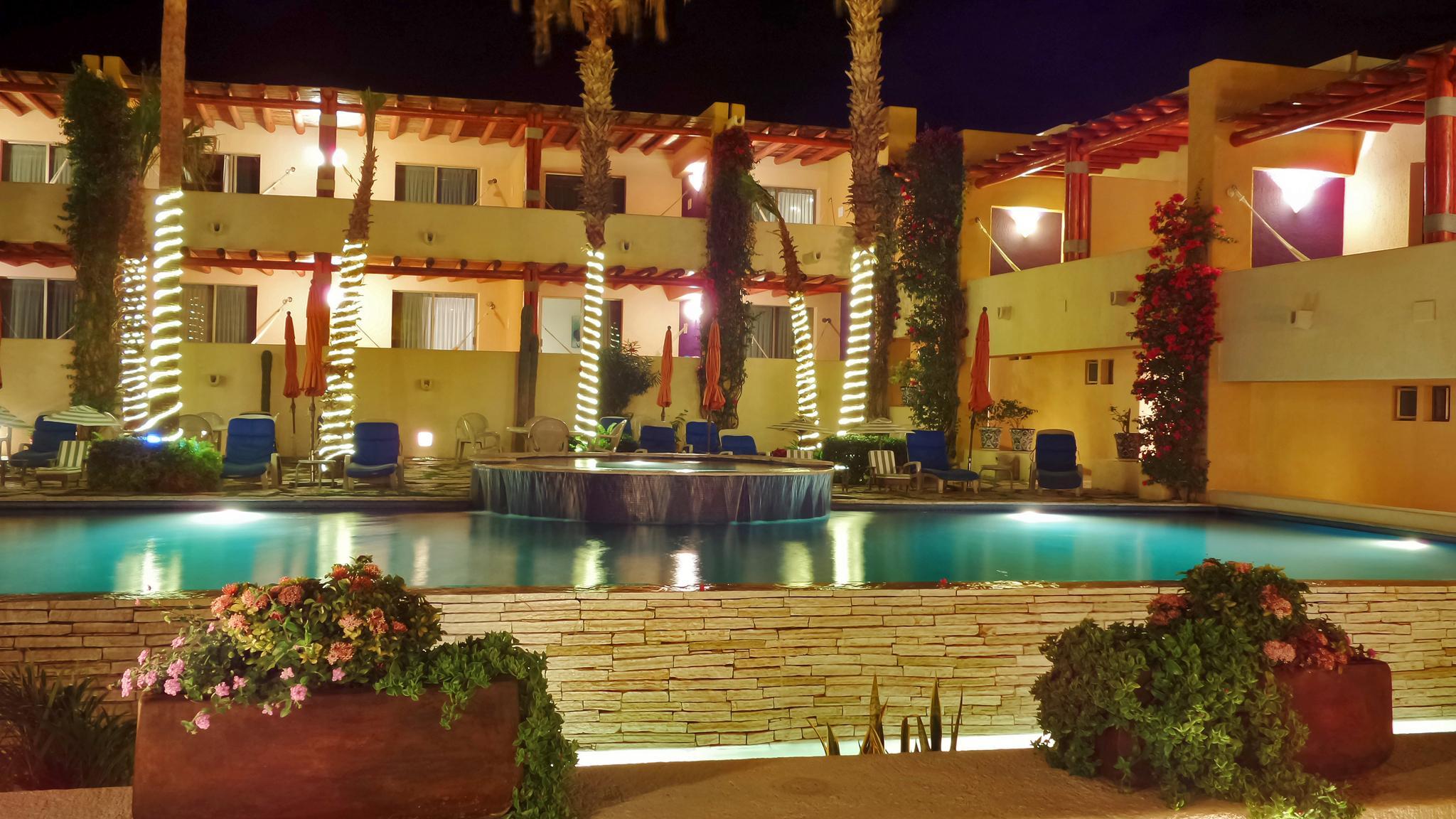 Hotel Los Patios Cabo San Lucas Esterno foto